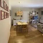 A Casa Di Rocco With Air Condition, Wifi And Private Parking